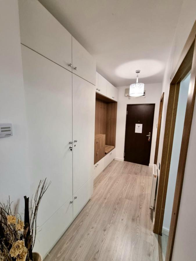 Ra Apartment - Ared Oradea Exteriör bild